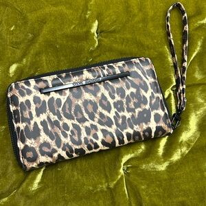 Steve Madden animal print leopard wallet wristlet vlv pinup rockabilly vixen